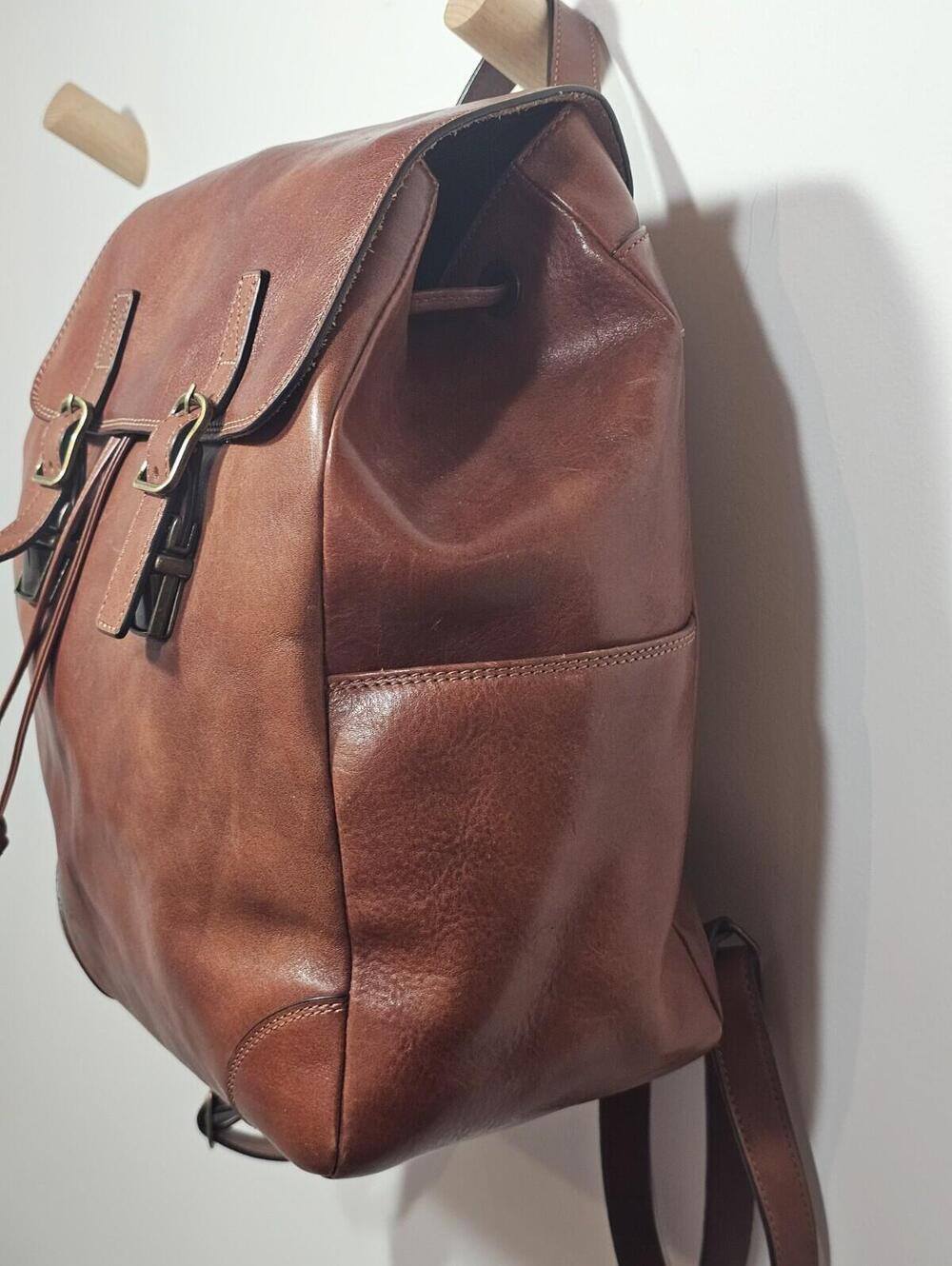 Bosca Dolce Premium Italian Brown Leather Cinch & Buckle Backpack - Picture 2 of 15